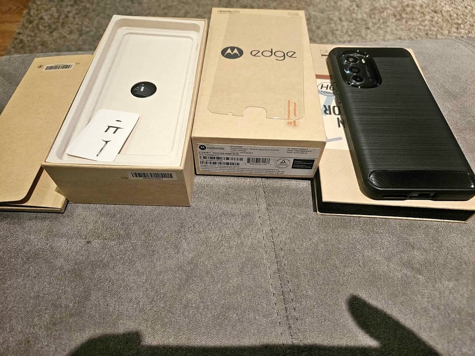Moto Edge 256GB 5G with New Case & Screen Glass (Box)