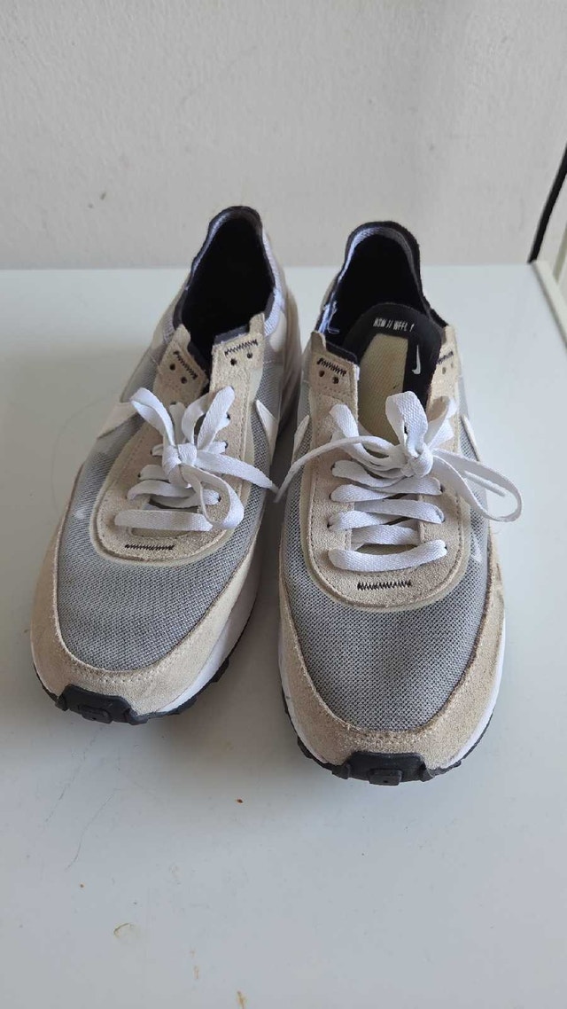 Nike Mens Summit White Waffle Shoes