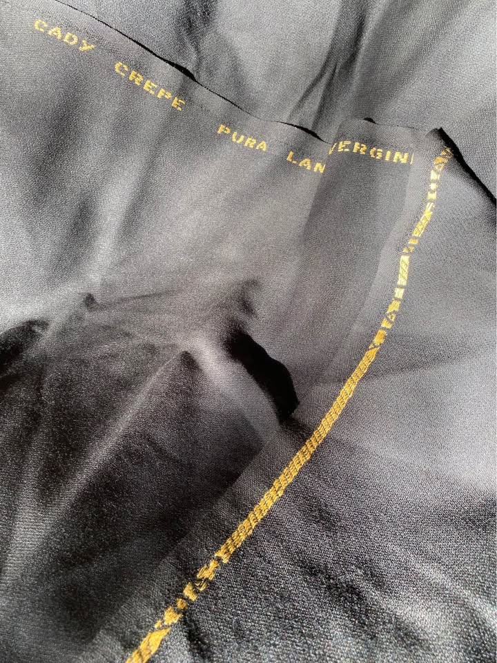 100% Brown Wool Crepe Fabric - Made in Italy - photo 2