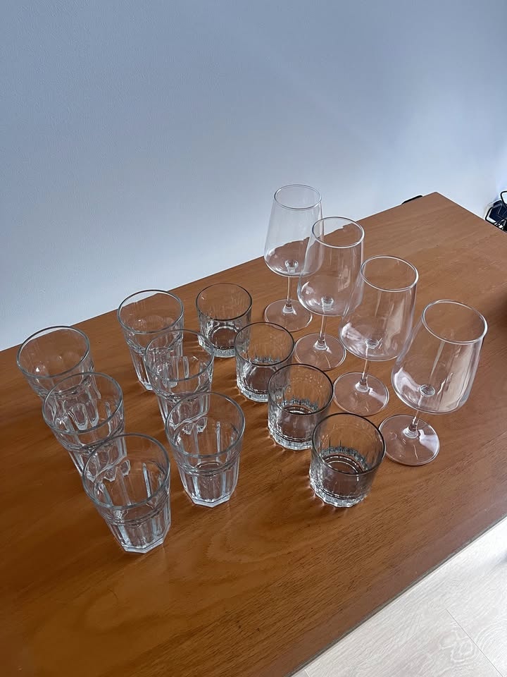 Glass Set - 6 Ikea Glasses, 4 Whiskey, 4 Wine