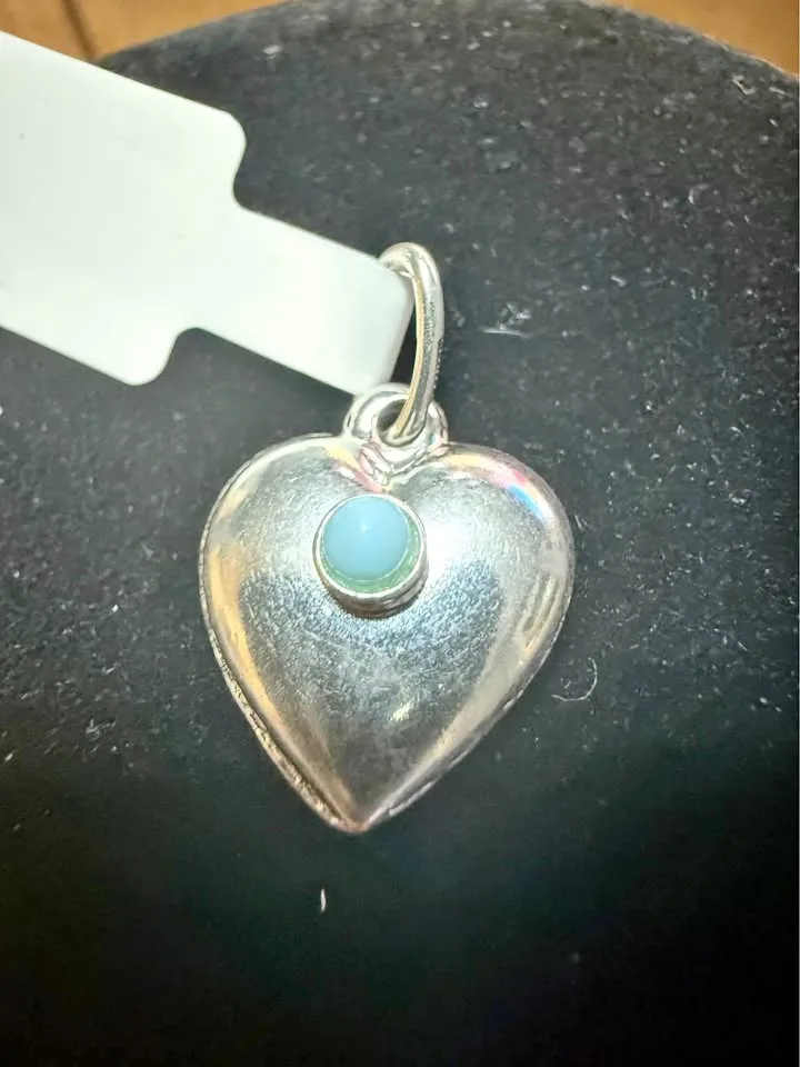 925 Sterling silver Heart with blue pearl pendant thumbnail