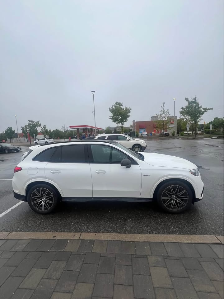 2024 GLC 43 Lease Takeover - photo 4