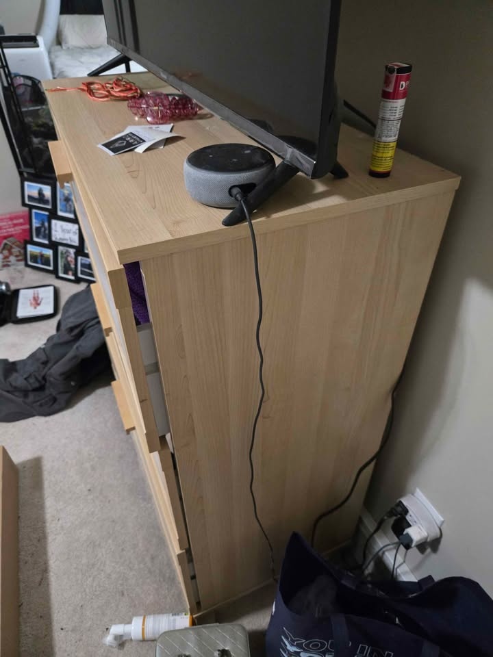 Dresser - photo 2