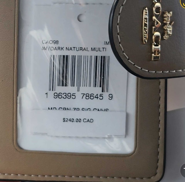 Brand new Coach wallet. - photo 5