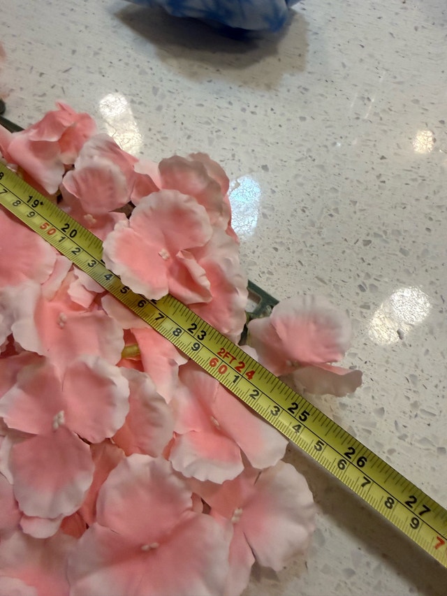 Flower Wall - Light Pink Hydrangea-like Flowers - photo 4
