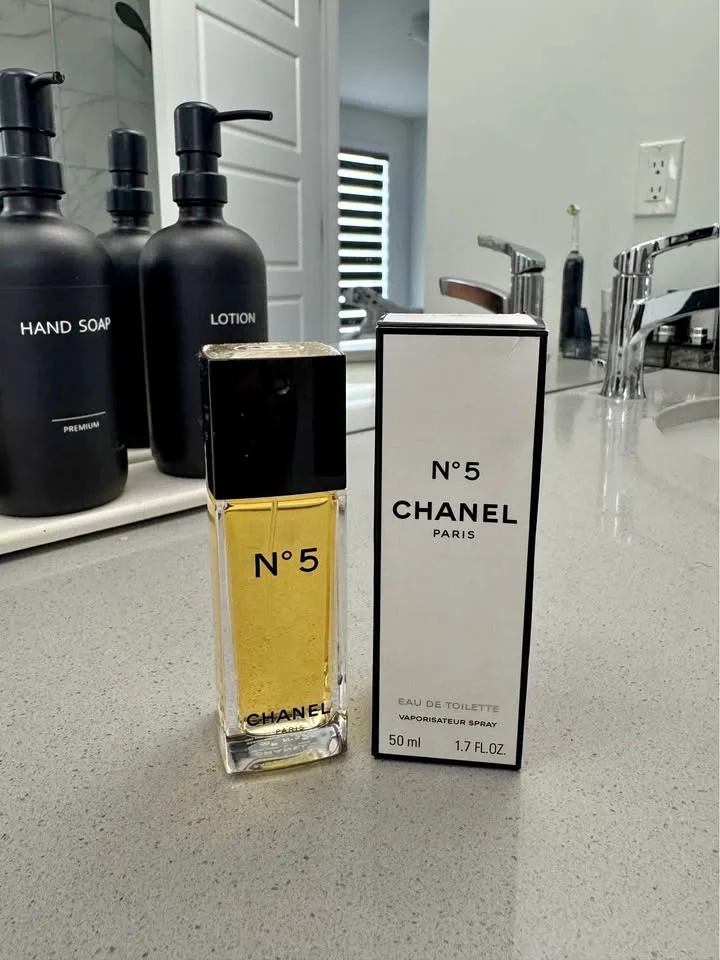 Chanel No 5 Eau De Toilette NEW thumbnail