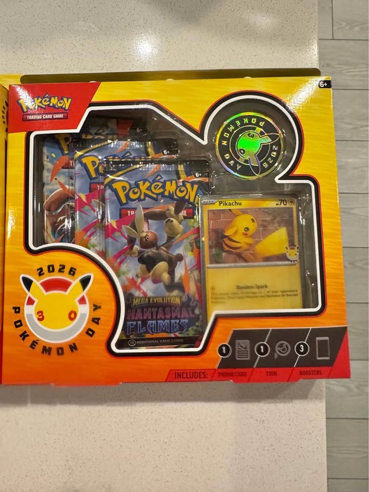 Pokemon 30 Year Box