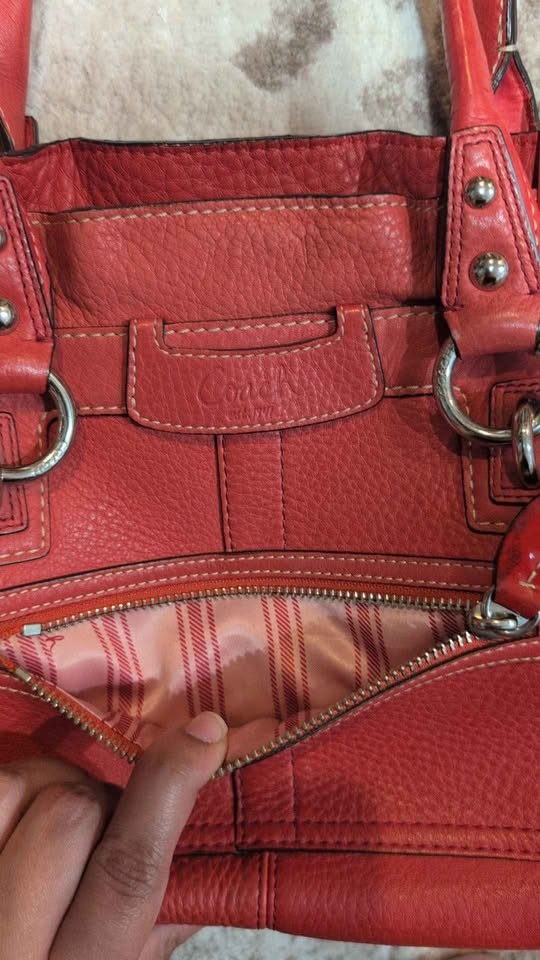 Coach Red Handbag - photo 2