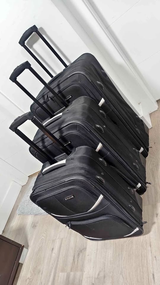 3 piece Revelation softside suitcase set