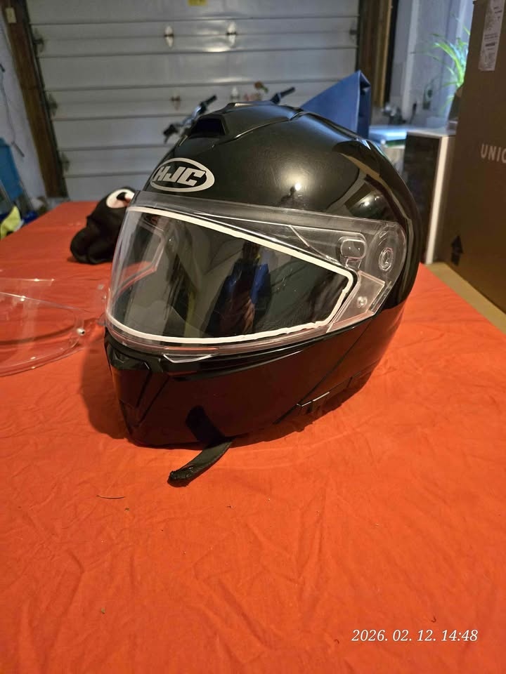 [Quick Sale] HJC i90 Modular Helmet - XL - $120