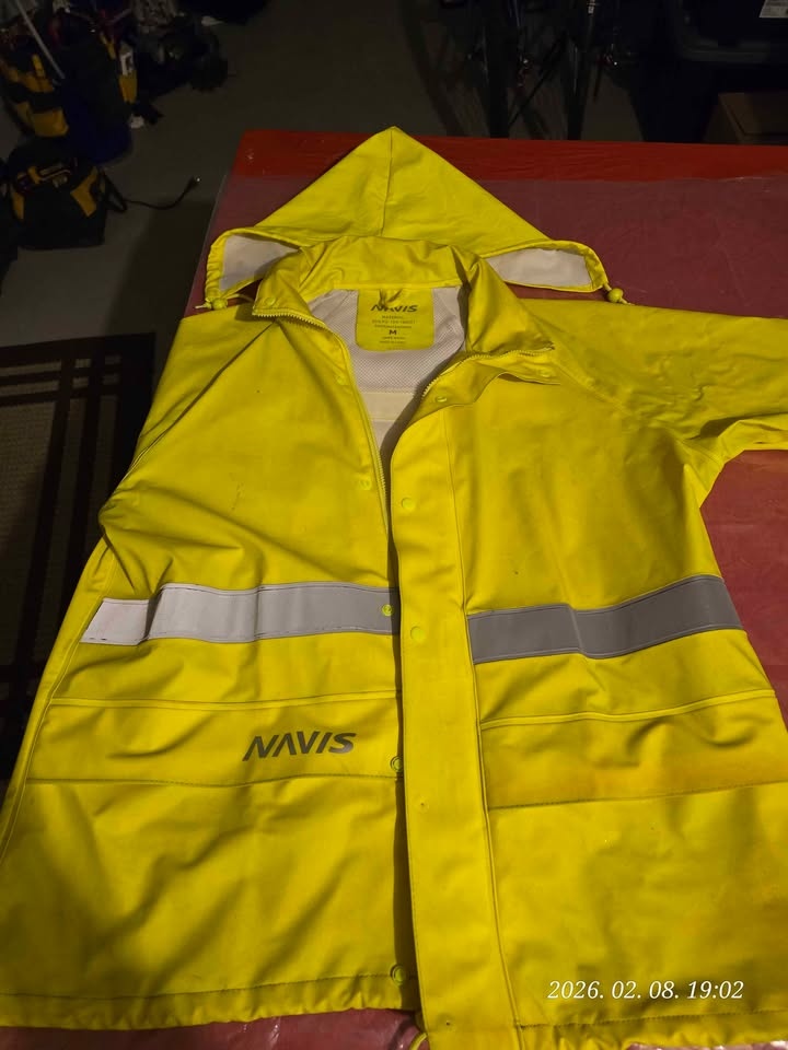 NAVIS High-Visibility Waterproof Rain Suit - Size M