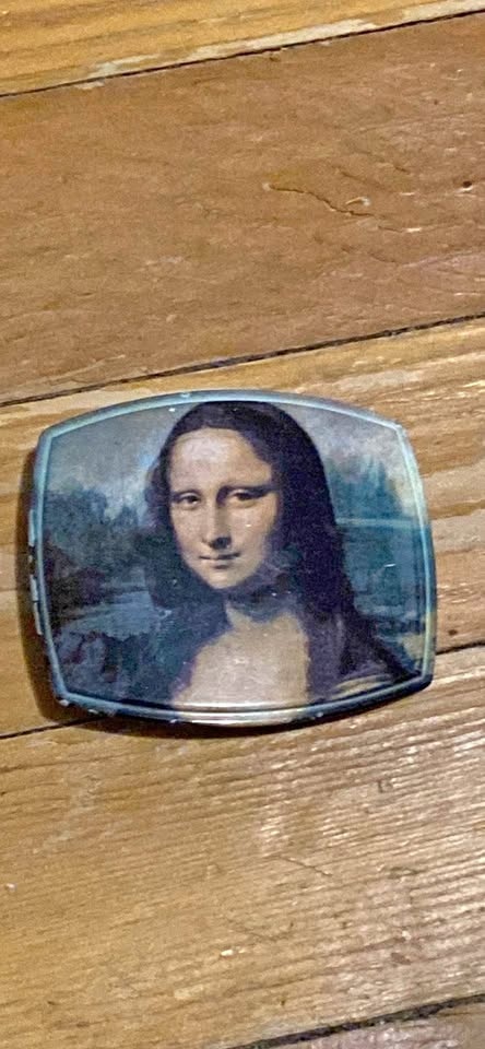 90’s Mona Lisa Rare Belt Buckle