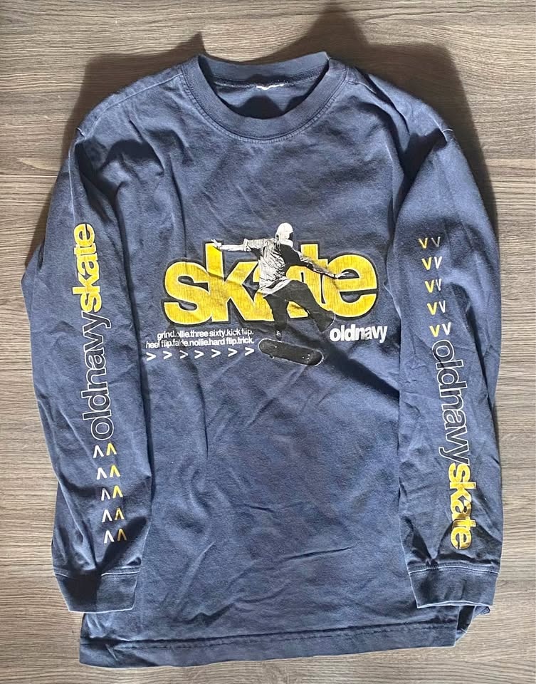 Vintage 2000’s Old Navy Skate Graphic Long-sleeve
