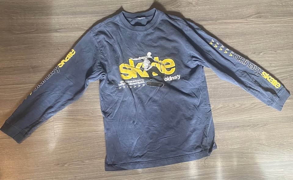 Vintage 2000’s Old Navy Skate Graphic Long-sleeve - photo 4