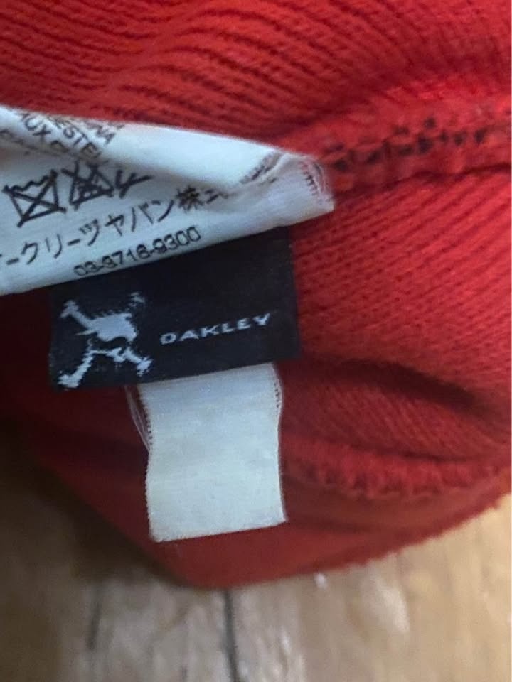 90’s Oakley Pom Pom Beanie Hat - photo 2