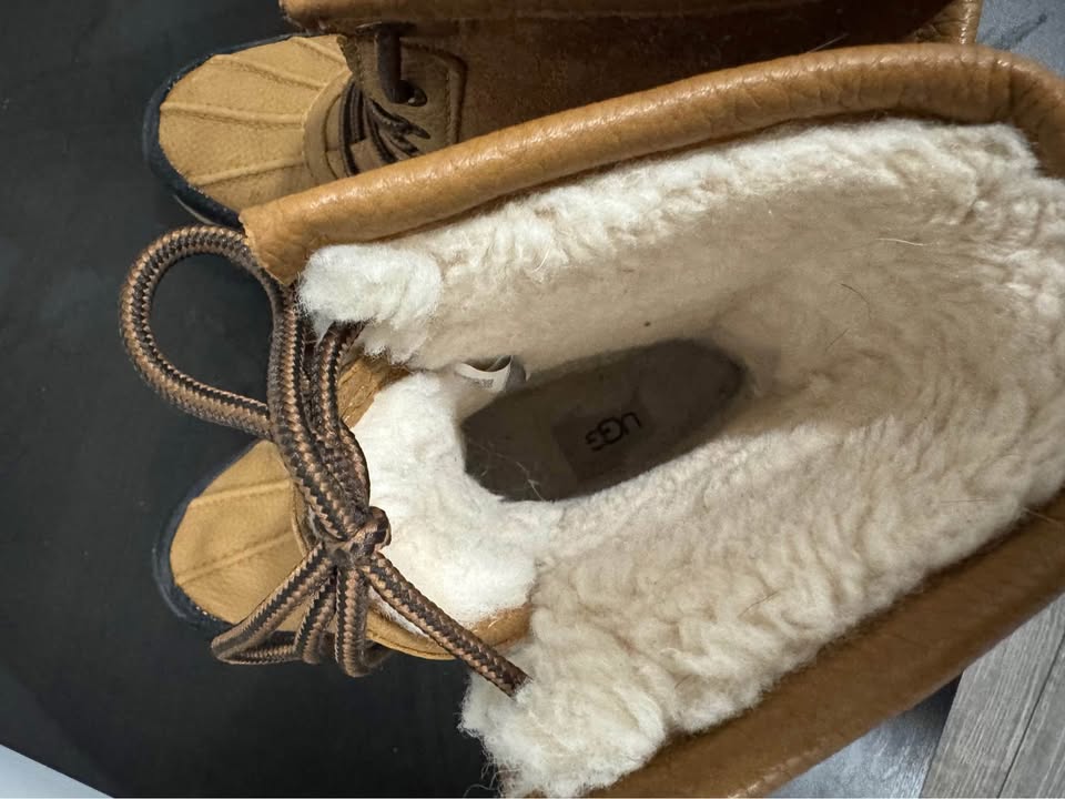 Ugg adirondack lll boots size 7.5 - photo 5