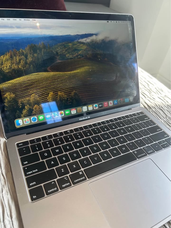 2019 Macbook Air - photo 4