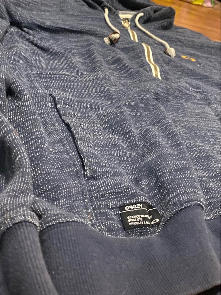 Vintage Oakley Embroidered Quarter Zip Hoodie XL - photo 3