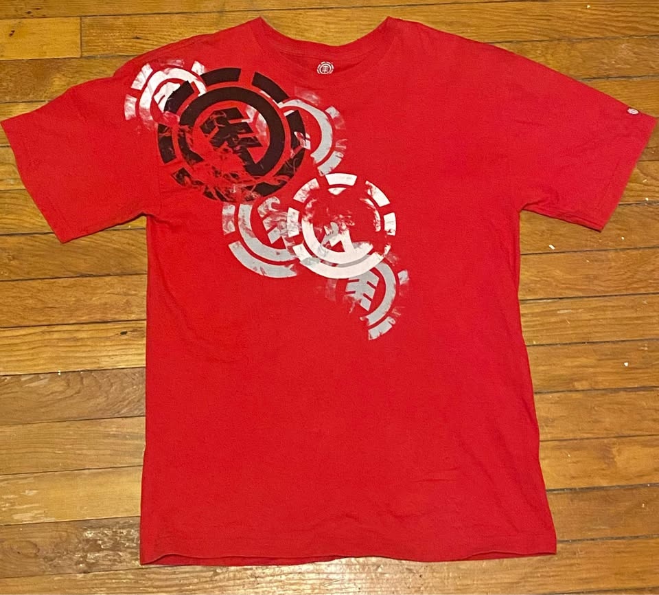 2010’s Element Skateboard Y2K Skater Tee