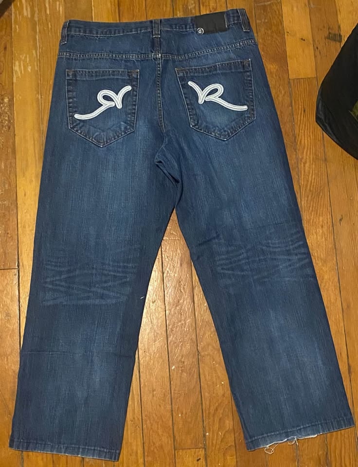 Vintage RocaWear Baggy Embroidered Skater Jeans 36