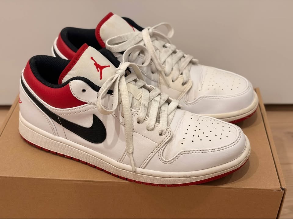 Nike Air Jordan 1 Retro Low White University Red US 7.5 M - photo 3