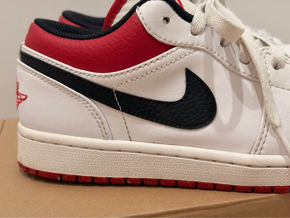 Nike Air Jordan 1 Retro Low White University Red US 7.5 M - photo 4