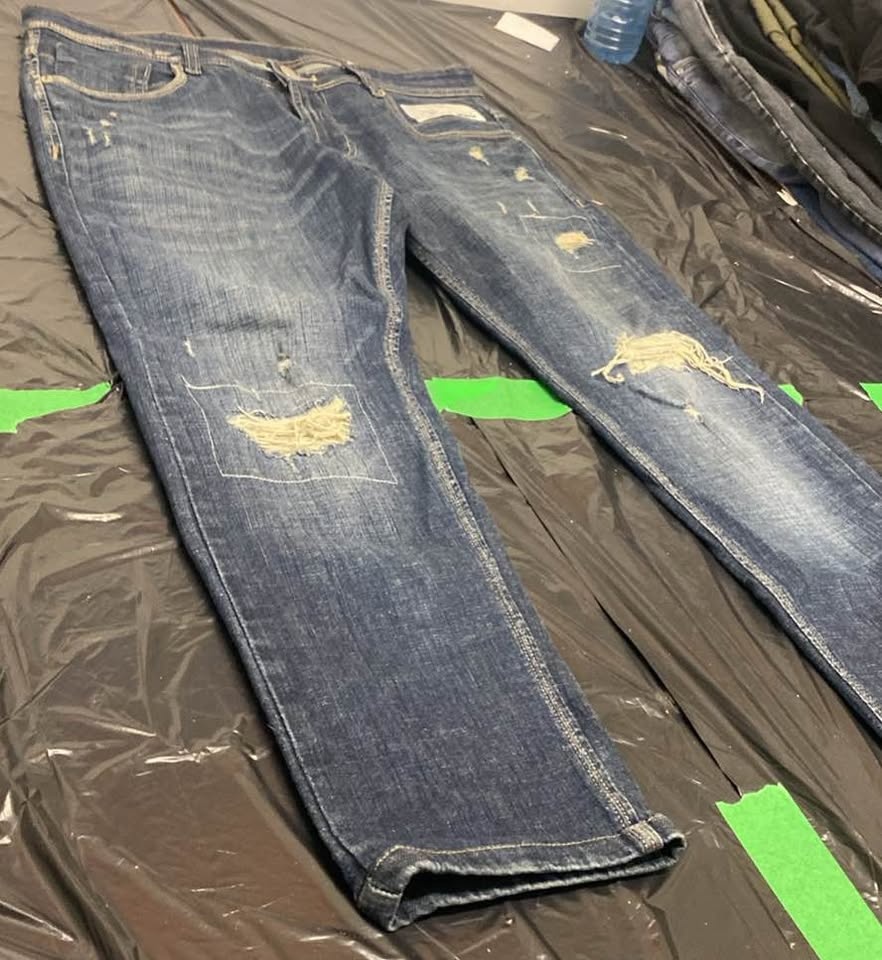 RARE Off-White Virgil Abloh Distressed Reconstructed Graphic Jea - photo 2