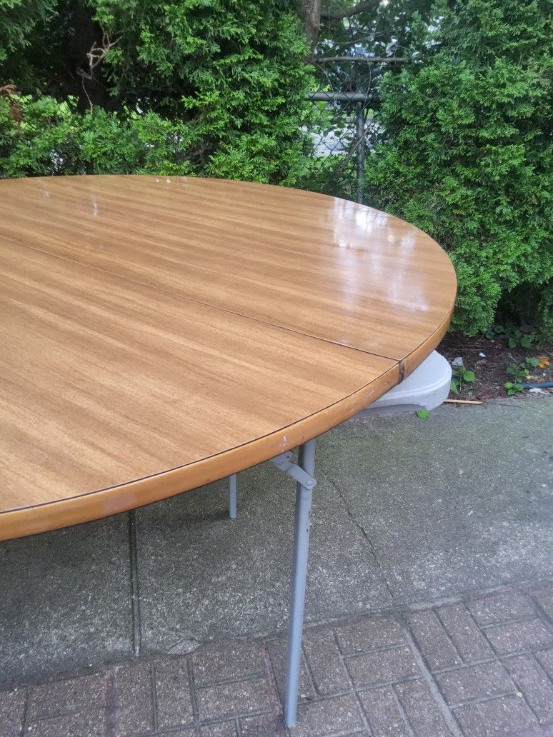 Retro teak Danish round dining table. Hard wood, oak pine - photo 5