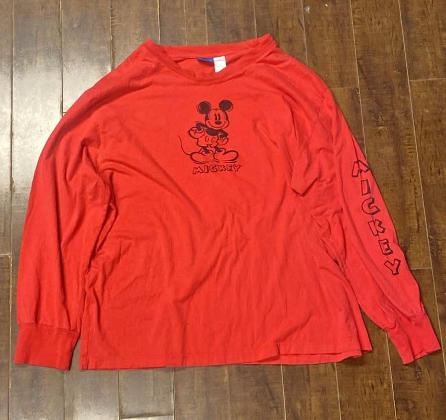 1990’s Mickey Mouse Vintage Disney Red Longsleeve Shirt