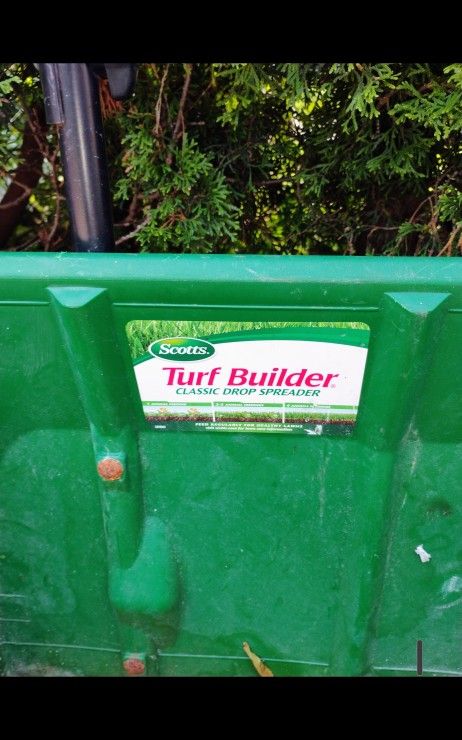 Scotts Turf Builder Classic Drop Spreader (XL) - photo 3