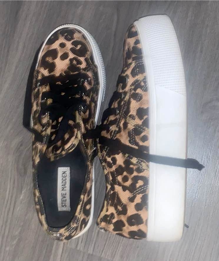 Steve Madden Leopard Print Y2K Platform Sneakers 6.5 W