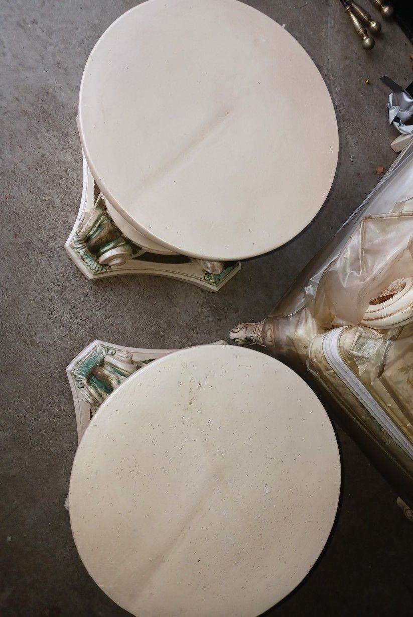 Mid Century French Provincial Rococo End Table Set - photo 5