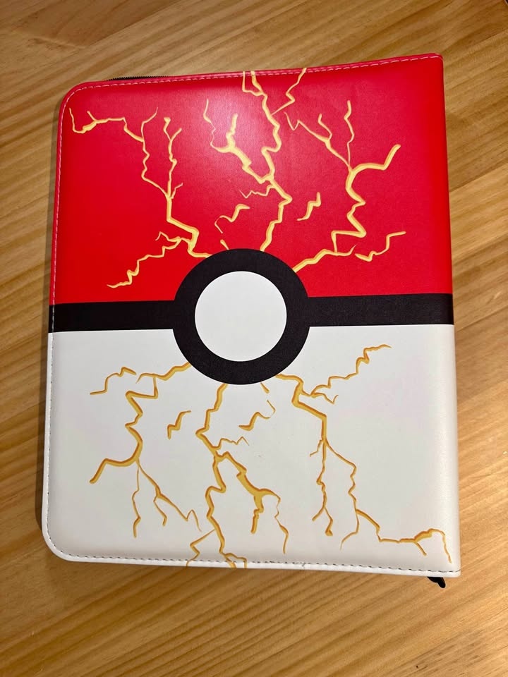 Pokemon Card Binder - 900 Card Capacity (Brand New)