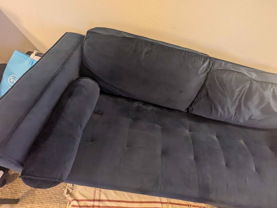Premium sofa very good condition - photo 5