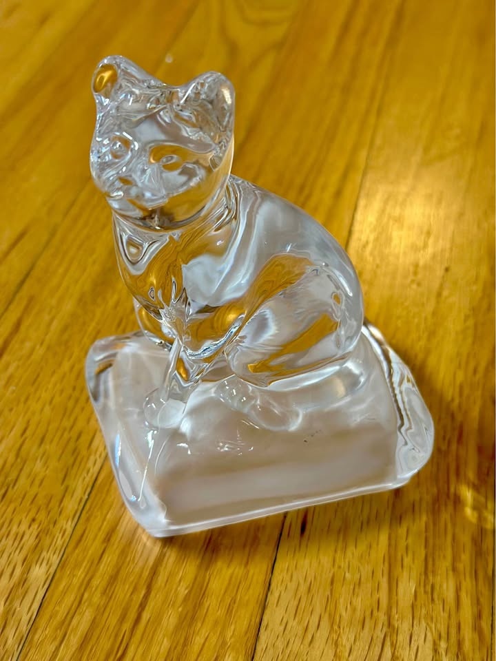 Authentic Crystal Cat Decoration