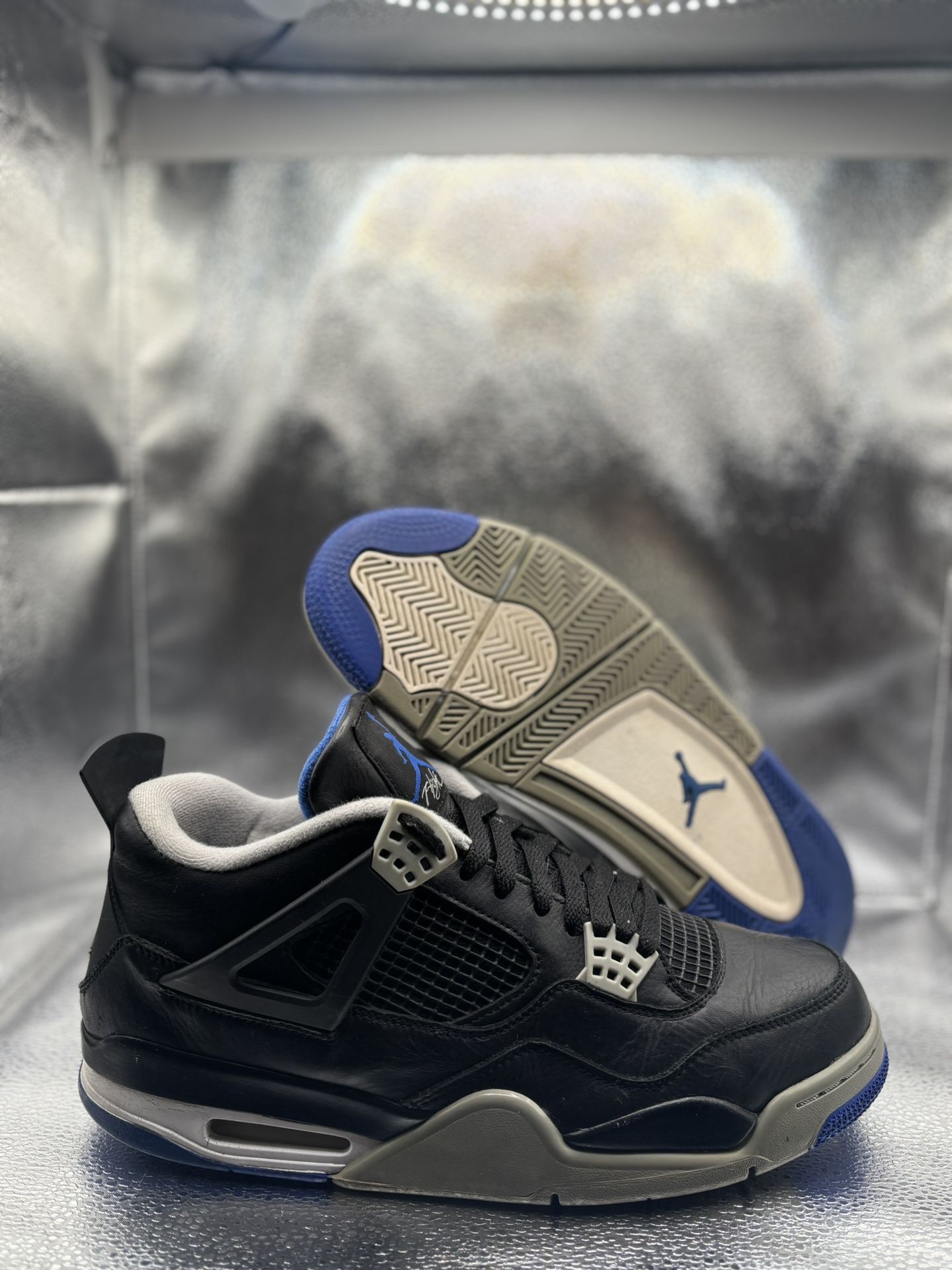 Air Jordan 4 Motorsports Alternate