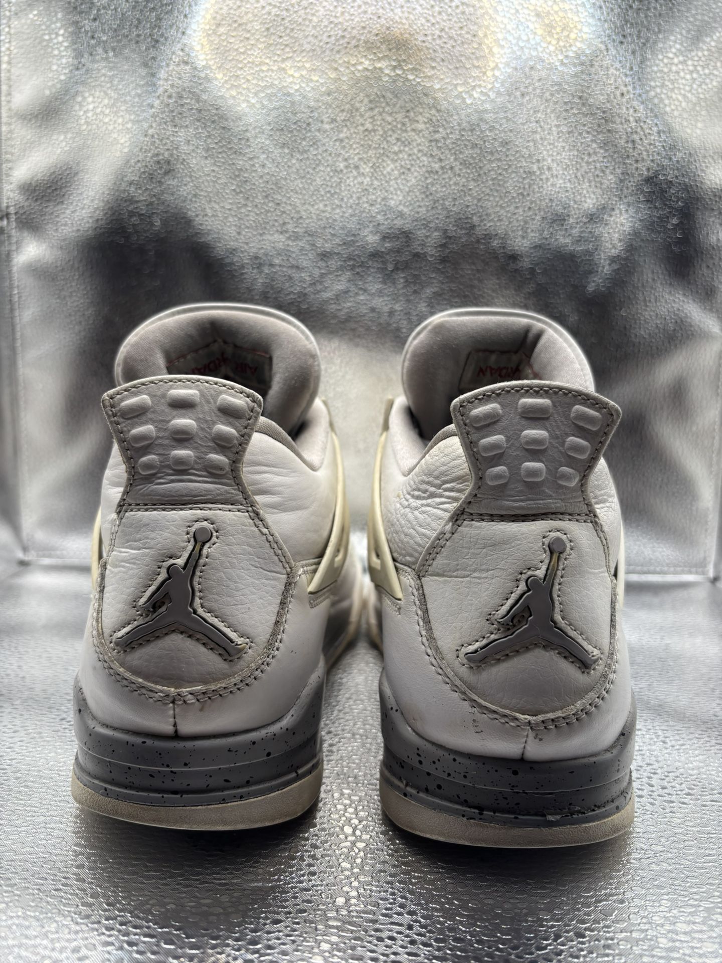 Air Jordan 4 White Oreo - photo 4