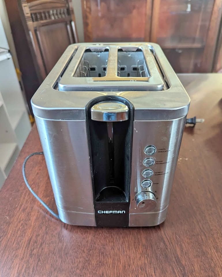 Chefman 2-Slice Stainless Steel Toaster