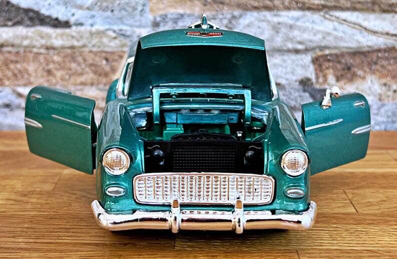 1955 Chevy Bel Air Model Car - 1:24 Scale Diecast - photo 4