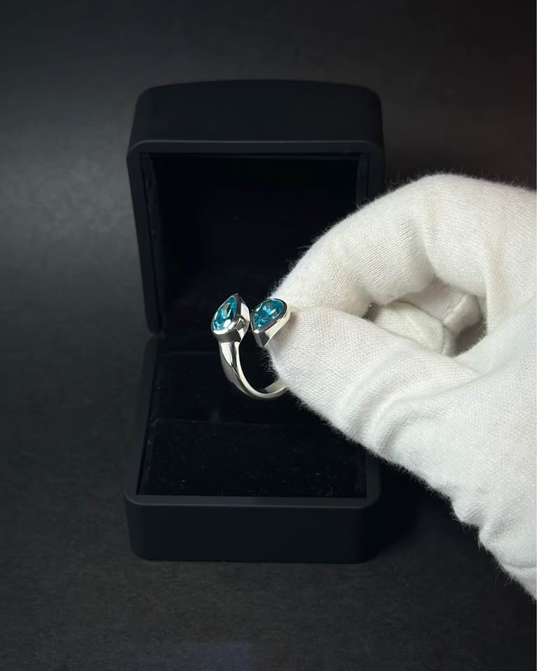 925 Sterling Silver Blue Glass Ring - photo 2