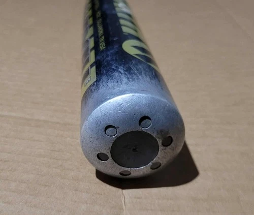 Worth Powercell Softball Bat 34in 31oz PC5E CU31 Small Dent - photo 5