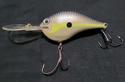 Rapala PGS Pearl Gray Shiner Dives To 16 Feet - Discontinued