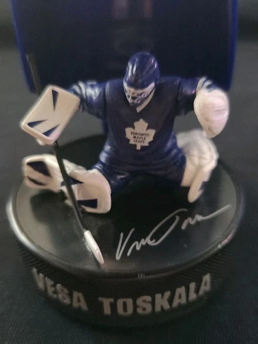 Vesa Toskala Helmet Mask Figurine - McDonald's Happy Meal - photo 3