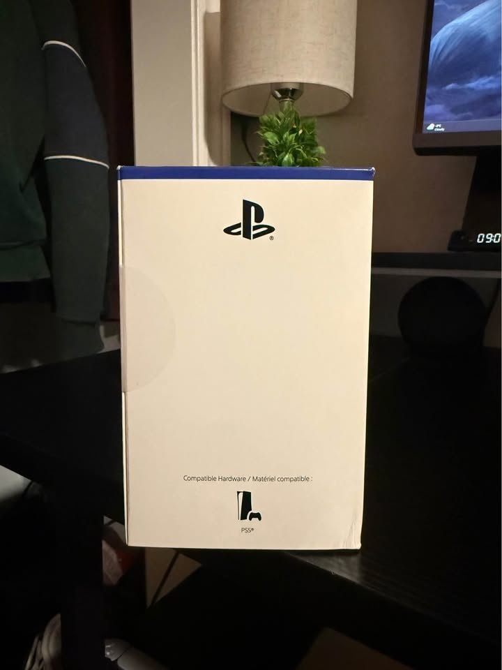 PlayStation Portal Remote Player – Midnight Black – Brand New & - photo 3