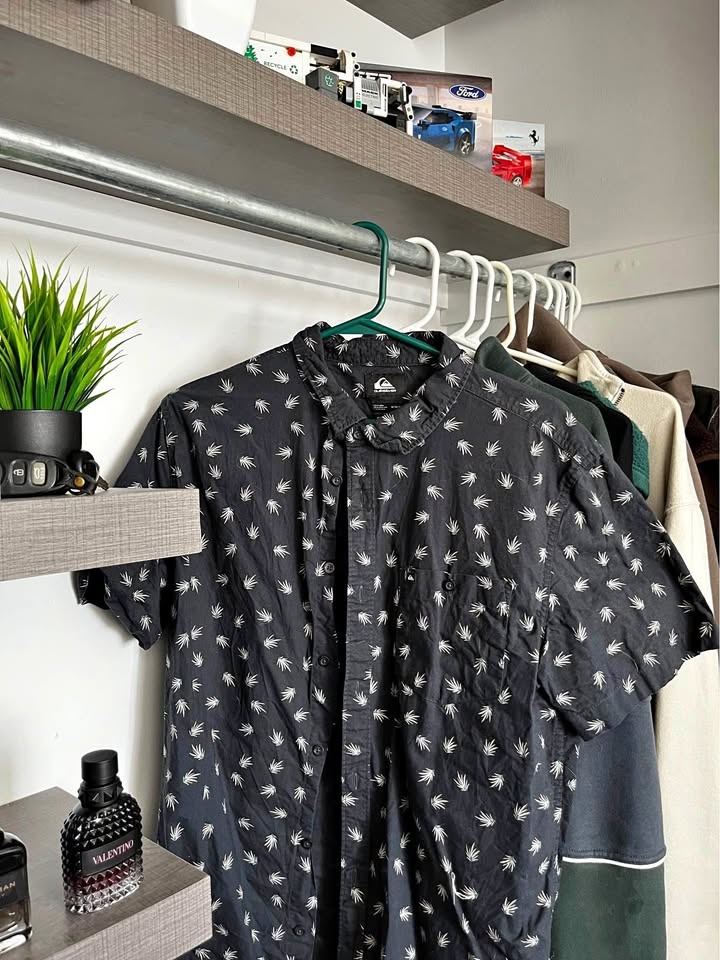 Quicksilver Dress T-Shirt