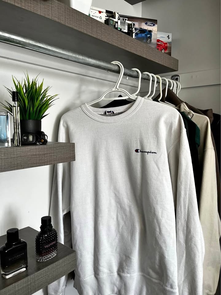 Champion Sweatshirt