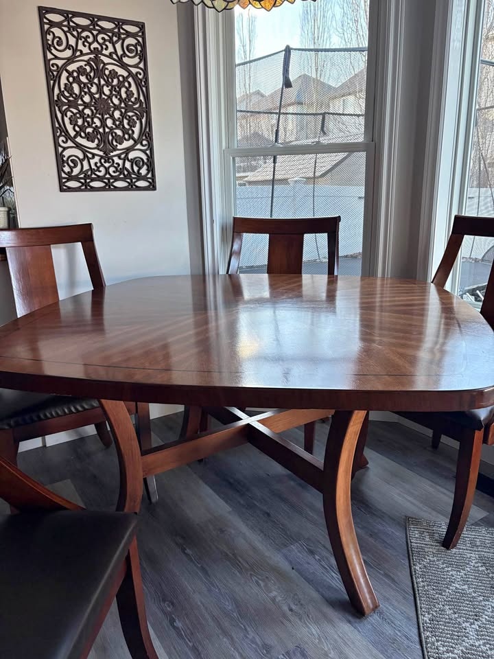 Dining Set