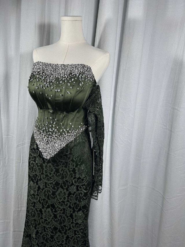 Emerald Green Beaded Formal Dress – BRAND NEW – $400 - photo 3