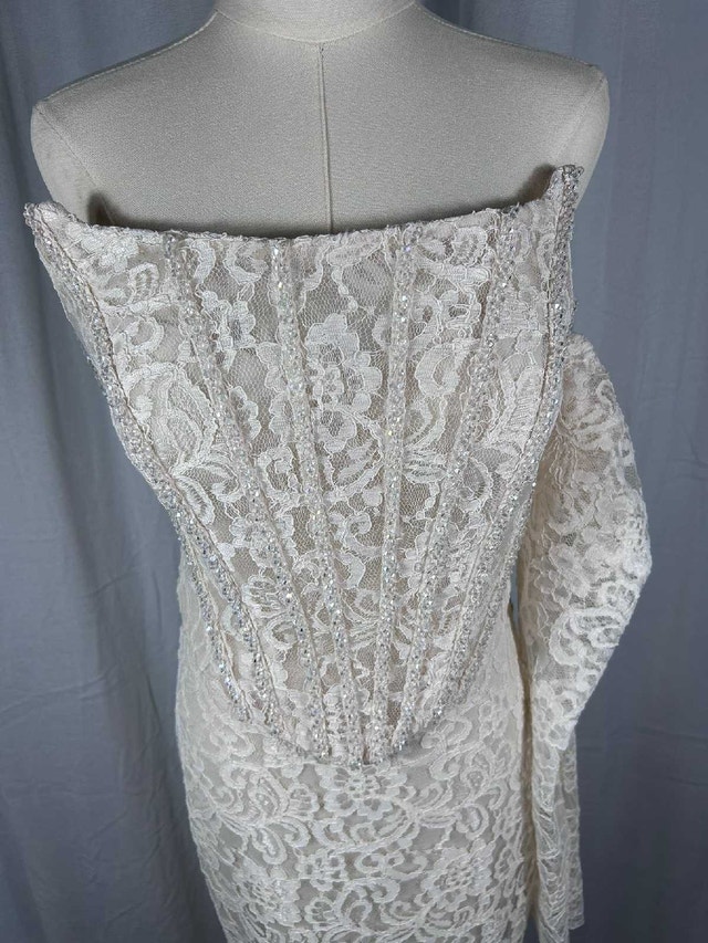 Elegant Ivory Lace Formal Gown - Brand New - $400 - photo 2