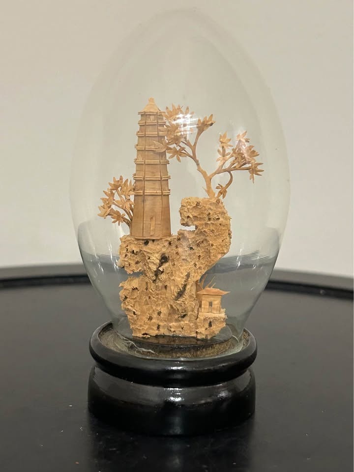 Vintage Chinese Cork Carving Diorama – Pagoda & Cranes in Glass - photo 5